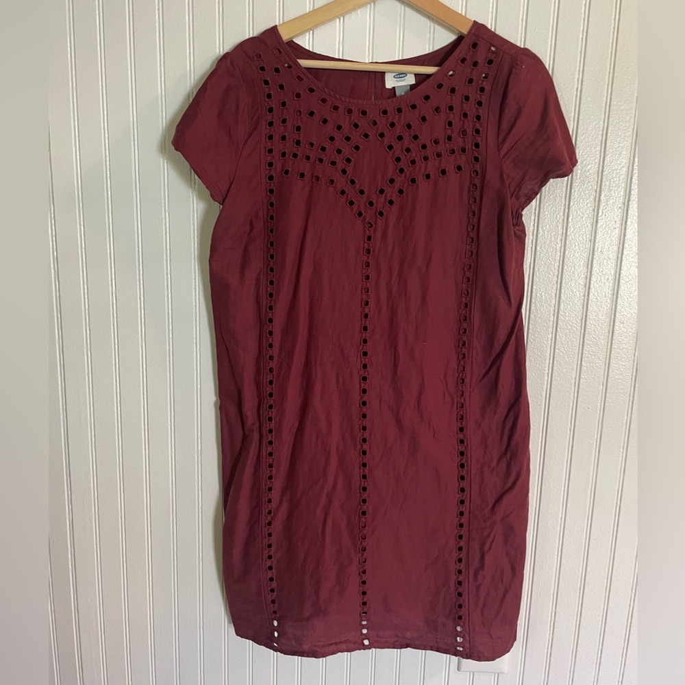 Old Navy Maroon Dress